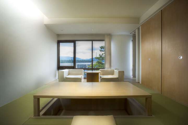 Room 20 of 74