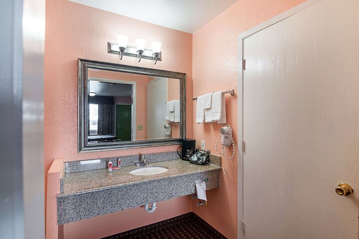 Room 20 of 30
