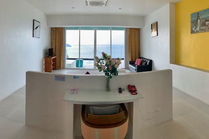 Room 30 of 96
