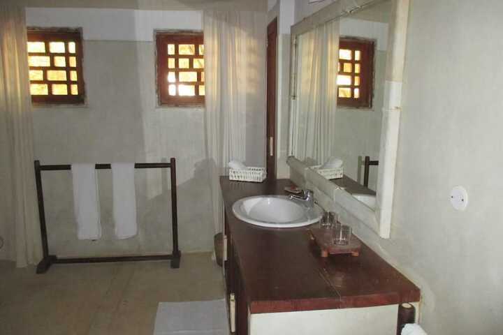 Room 28 of 44