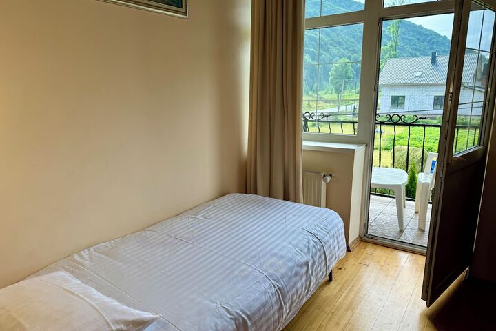Room 29 of 65