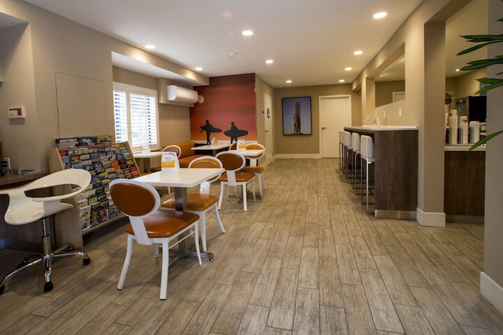 Breakfast area