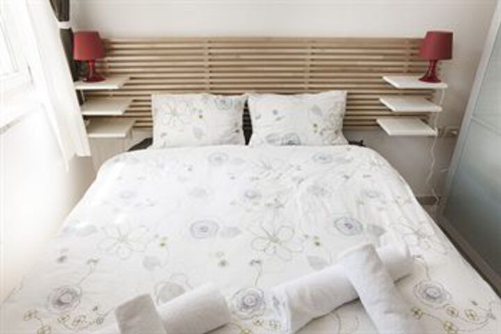 Room 20 of 74