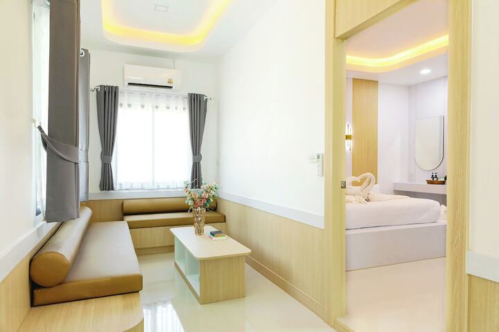 Room 66 of 154