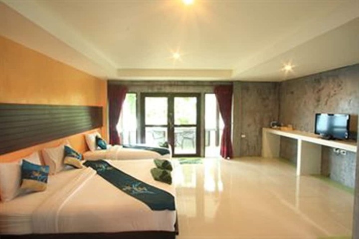 Room 16 of 65