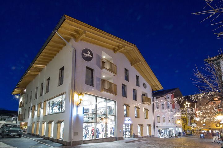 Exterior of TWO TIMEZ - Boutique Hotel