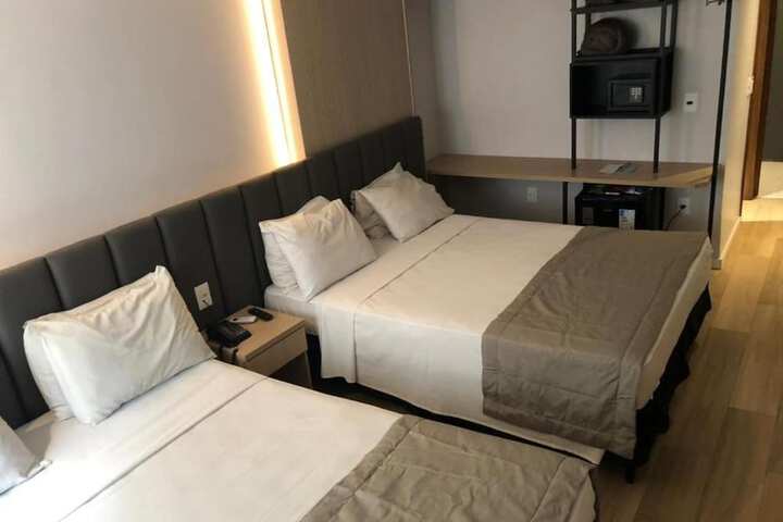 Room 18 of 47
