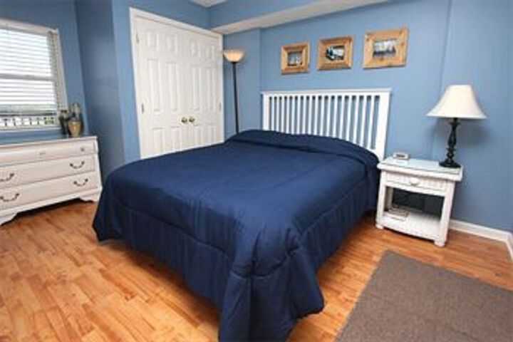 Room 18 of 36
