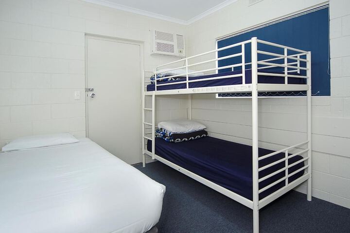Room 18 of 41