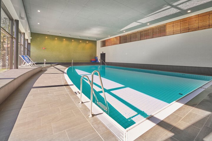 Pool 17 of 35