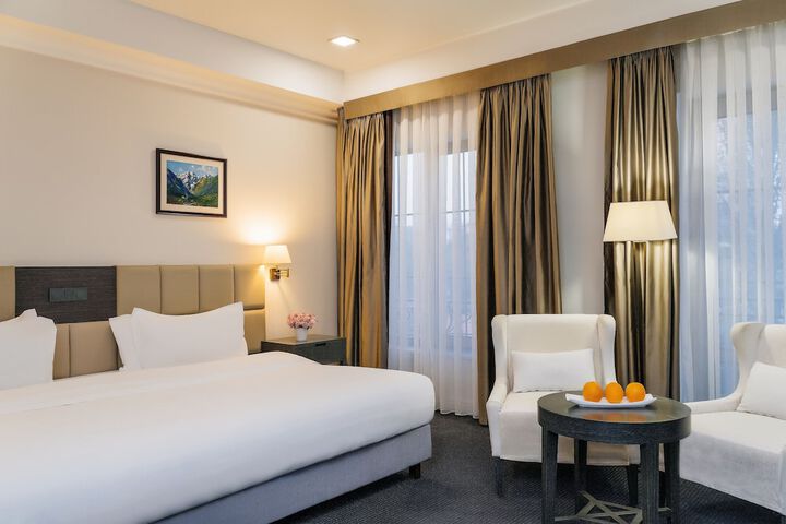 Room 32 of 129