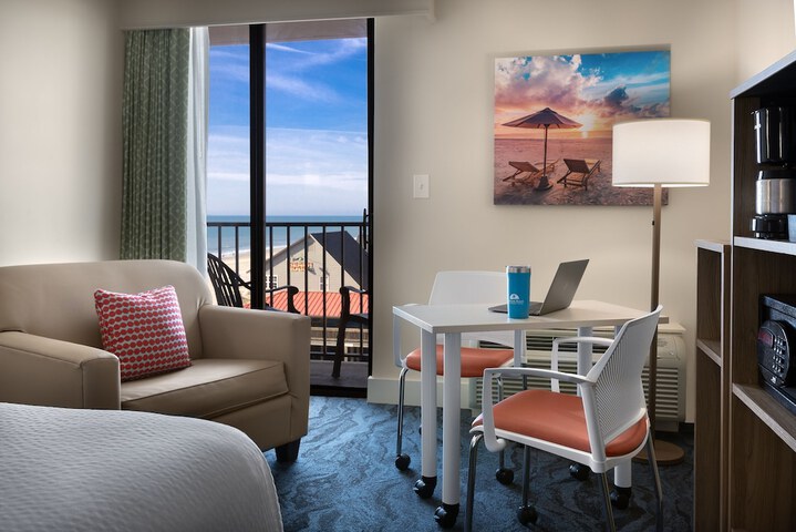 1 King Bed Pier View Balcony (3 of 8)