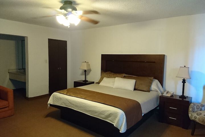 Room 11 of 47