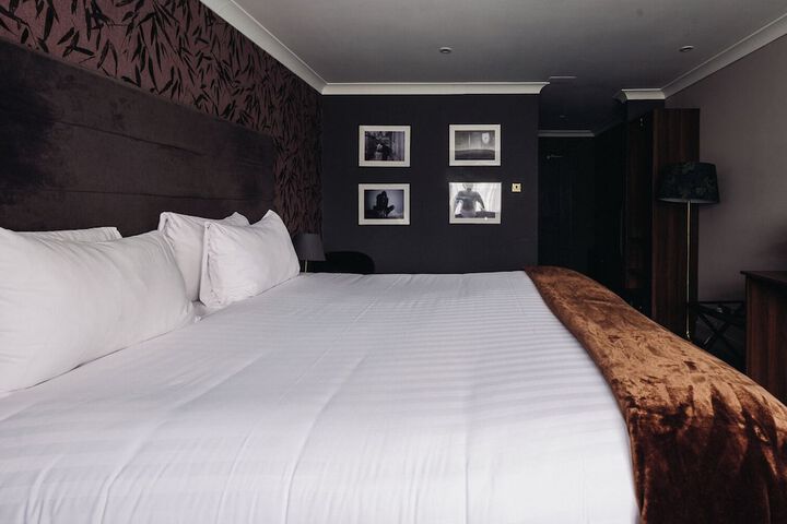 Room 21 of 105