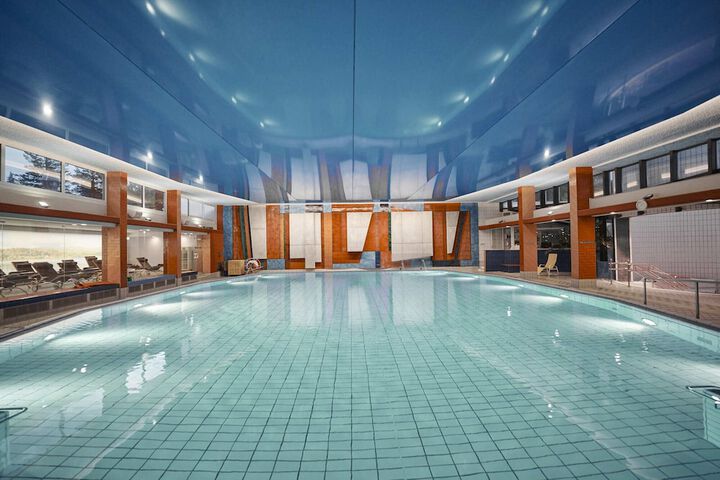 Pool 37 of 58