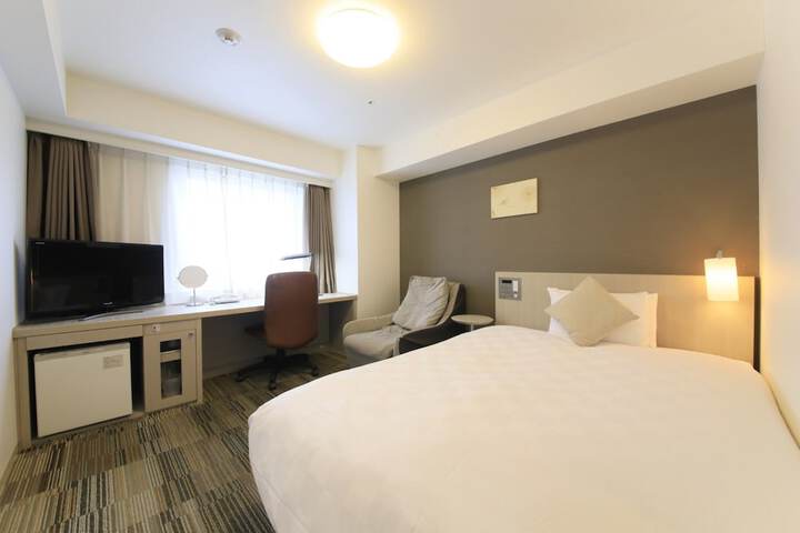 Room 20 of 53