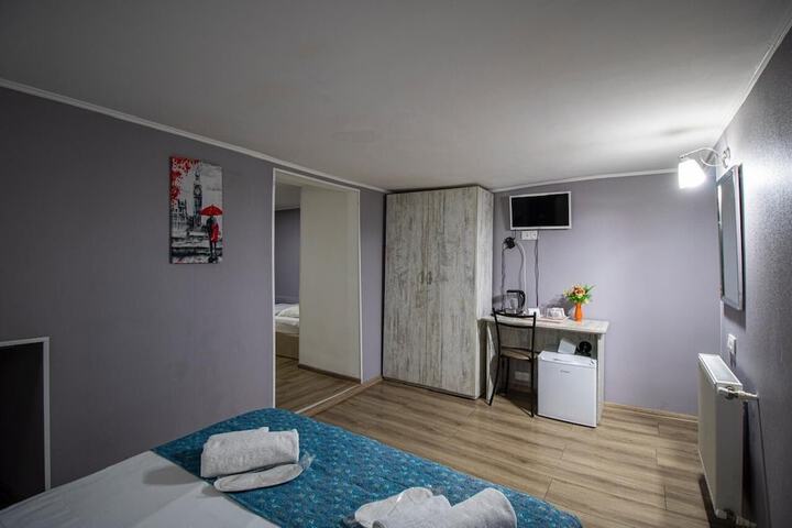 Room 40 of 56