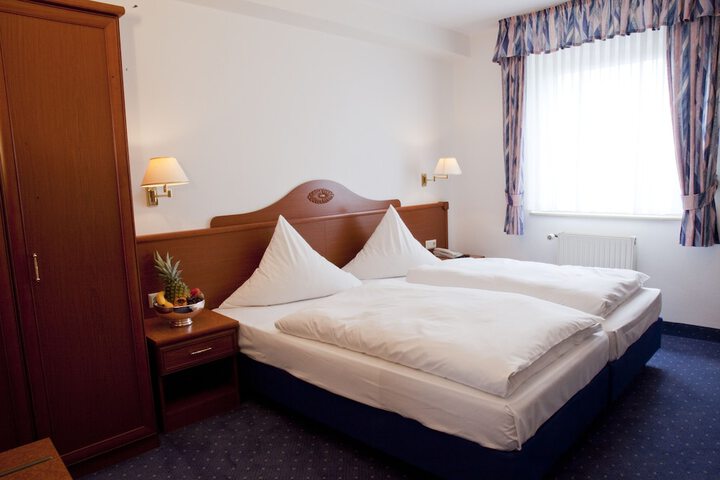 Room 3 of 58