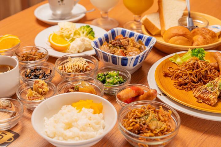 Dining 60 of 76