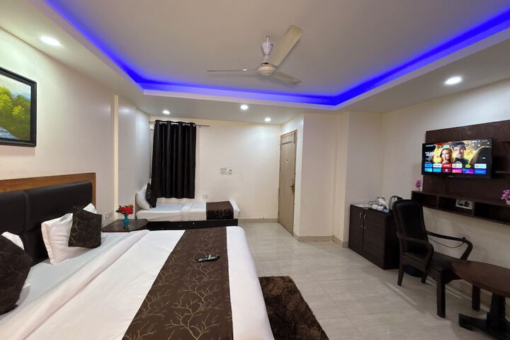 Room 50 of 111