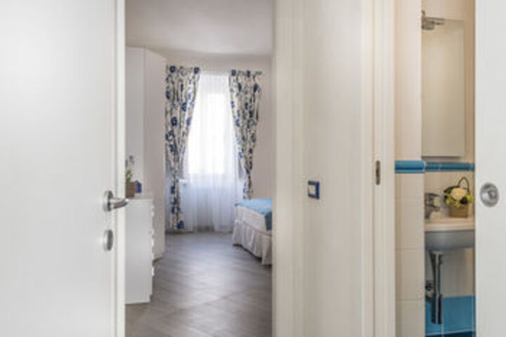Room 7 of 22