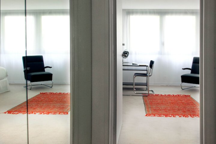 Room 10 of 85