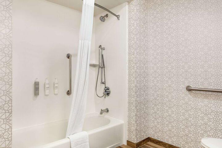 Bathroom shower
