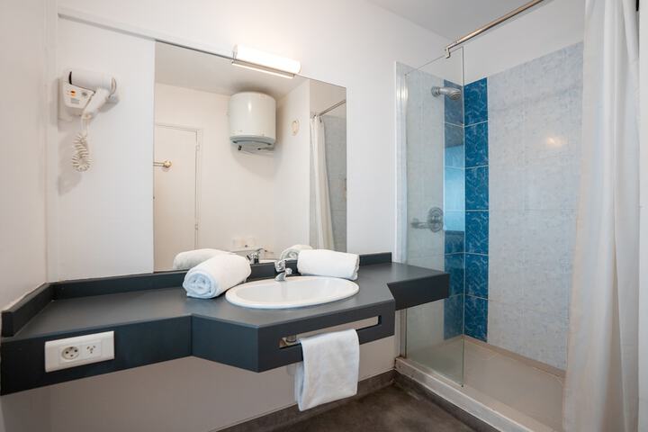 Bath Interior