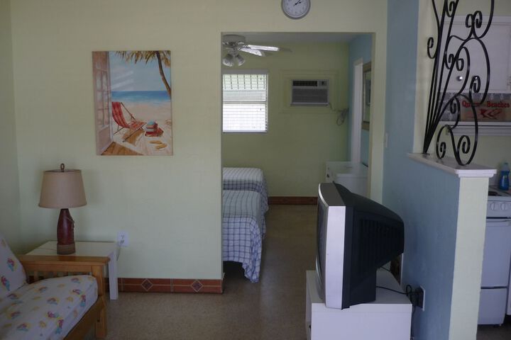 Room 21 of 42