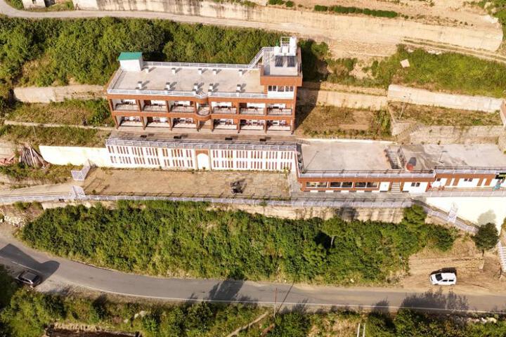 Dhurva Hotel & Resorts