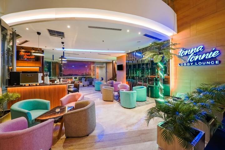 Hotel Lobby