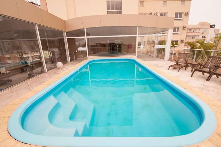 Pool 39 of 51