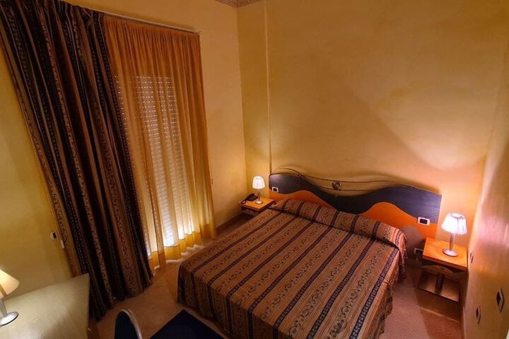 Room 14 of 44
