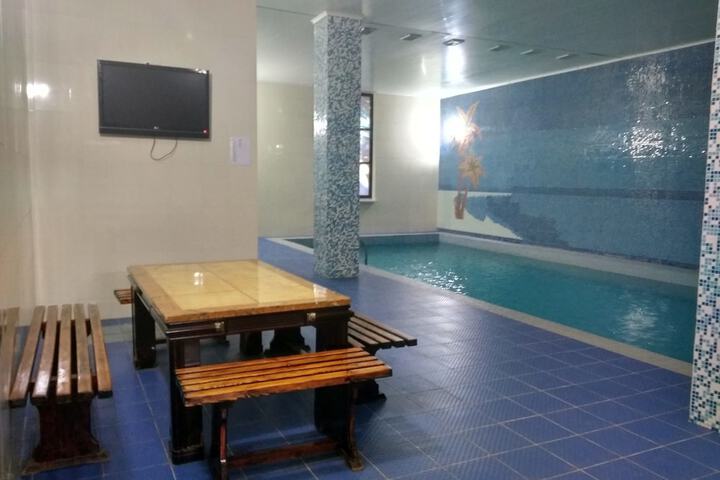 Pool 42 of 59