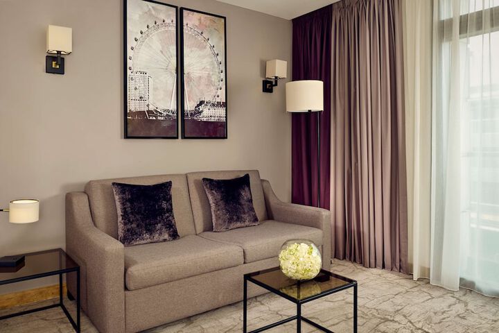 Room 15 of 62