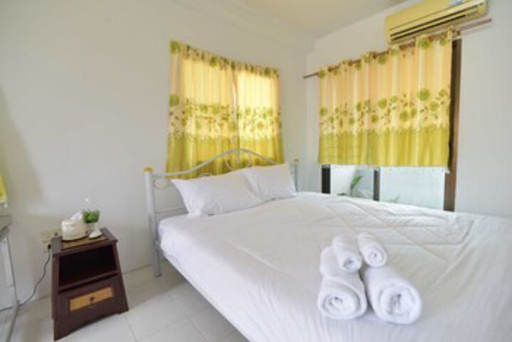 Room 7 of 23