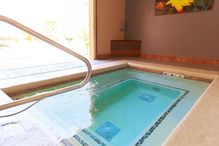 Spa 35 of 53