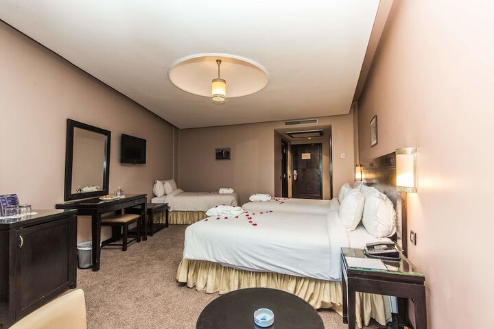 Room 30 of 70