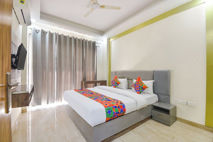Room 16 of 26