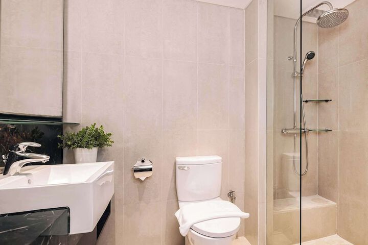 Clean Restrooms