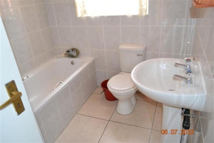Room 7 of 20