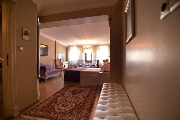 Room 31 of 49