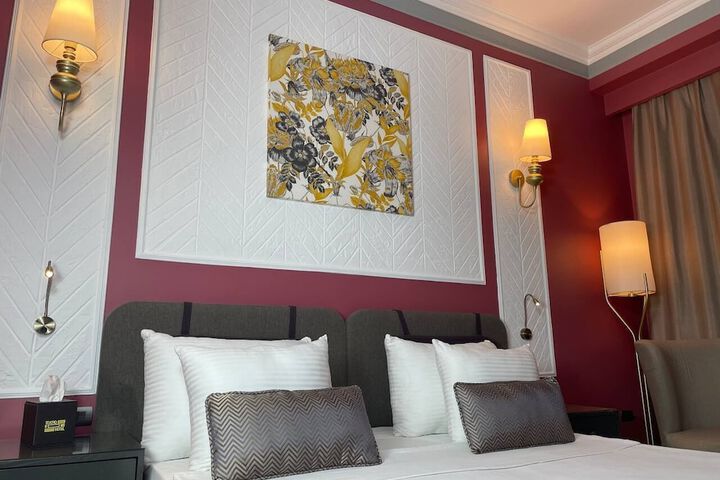 Room 34 of 75