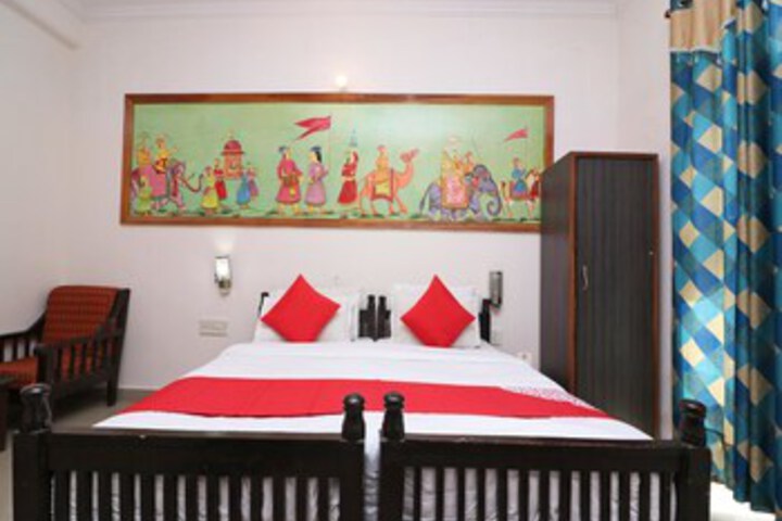 Room 10 of 23