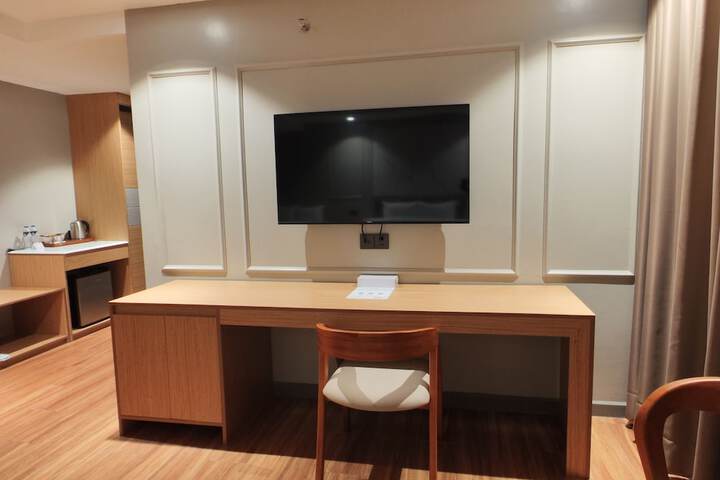 Room 10 of 54