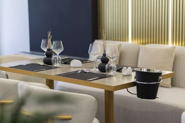 Dining 100 of 123