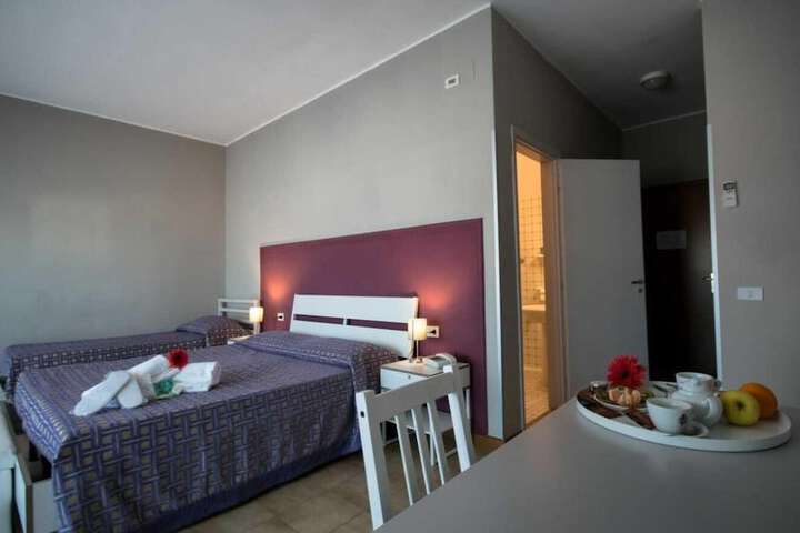 Room 16 of 54