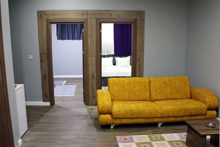 Room 15 of 108