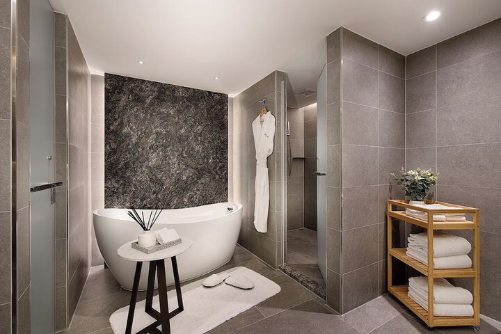 Clean Restrooms