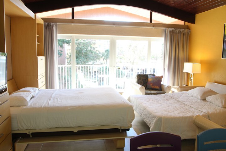Room 2 of 16